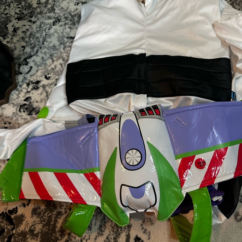 Disney Buzz Lightyear Costume in Purple, Green, White